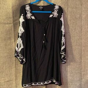 Angie black embroidered tunic dress - Size medium
